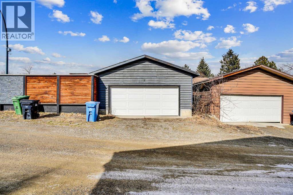 20 Bermuda Road Nw, Calgary, Alberta  T3K 1G6 - Photo 35 - A2271919