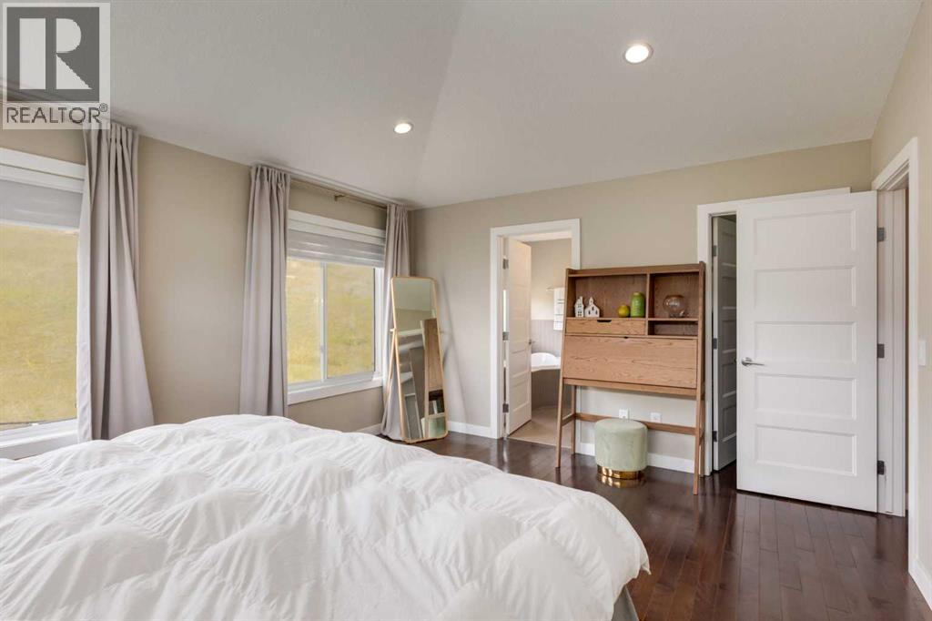 114 Sherwood Mount Nw, Calgary, Alberta  T3R 0G5 - Photo 20 - A2272235