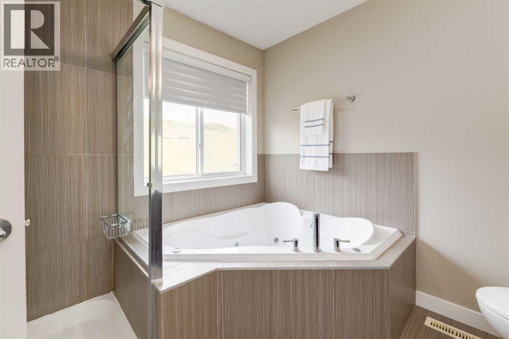 114 Sherwood Mount Nw, Calgary, Alberta  T3R 0G5 - Photo 23 - A2272235