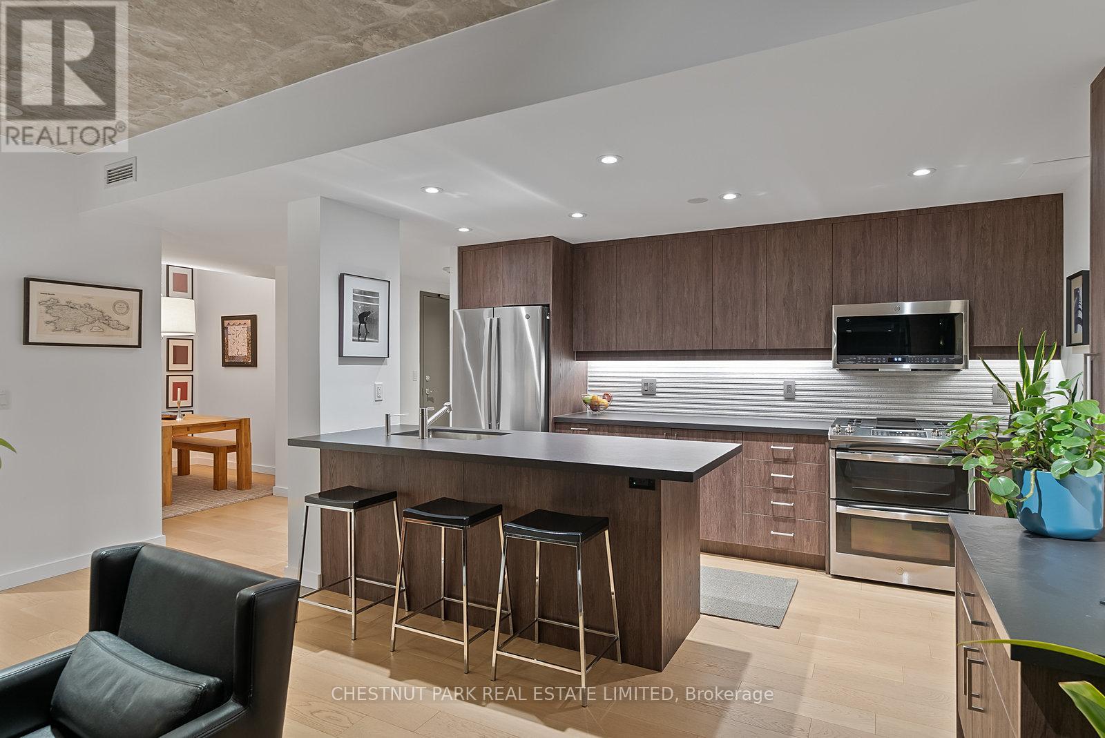 2502 - 281 Mutual Street, Toronto, Ontario  M4Y 3C4 - Photo 11 - C12569496