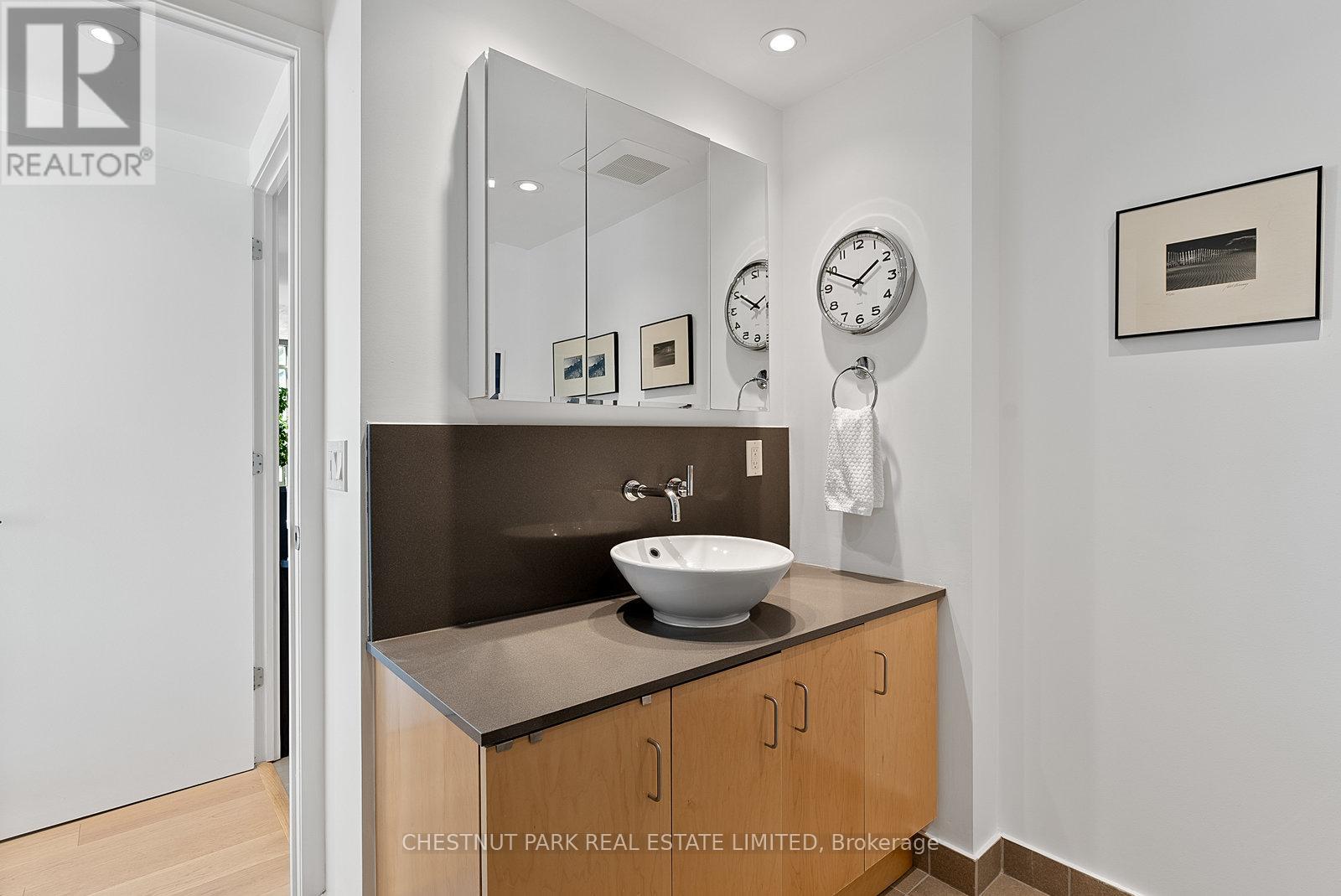 2502 - 281 Mutual Street, Toronto, Ontario  M4Y 3C4 - Photo 28 - C12569496