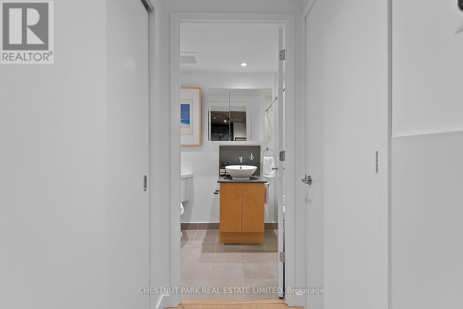 2502 - 281 Mutual Street, Toronto, Ontario  M4Y 3C4 - Photo 34 - C12569496