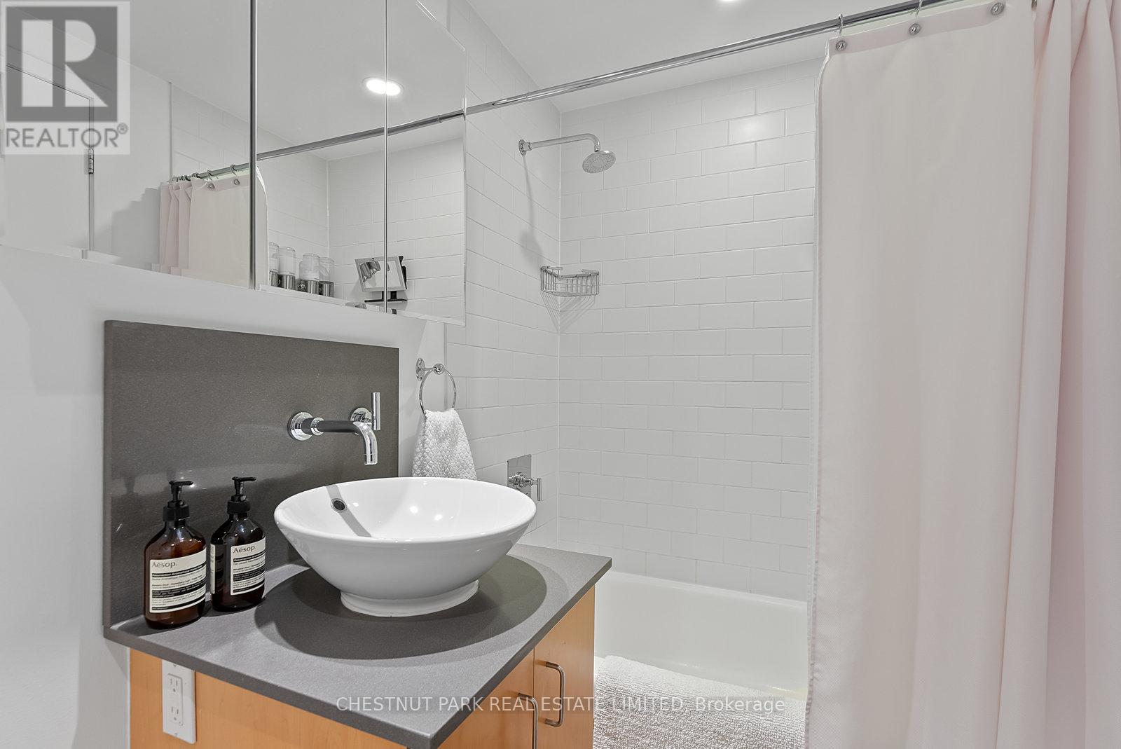 2502 - 281 Mutual Street, Toronto, Ontario  M4Y 3C4 - Photo 36 - C12569496