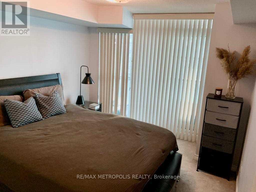 2808 - 19 Grand Trunk Crescent, Toronto, Ontario  M5J 3A3 - Photo 8 - C12569522