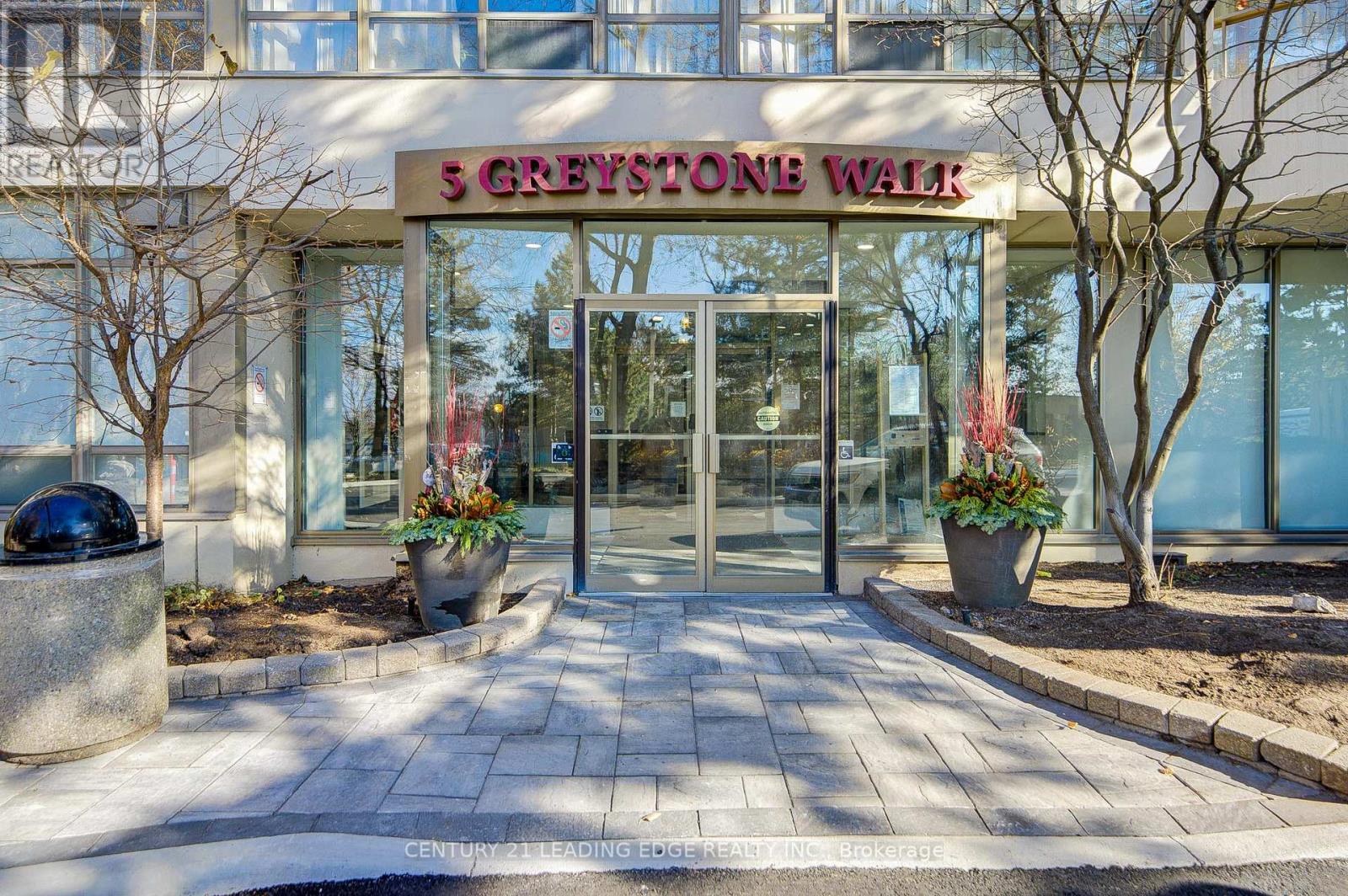 617 - 5 Greystone Walk Drive, Toronto, Ontario  M1K 5J3 - Photo 2 - E12569498