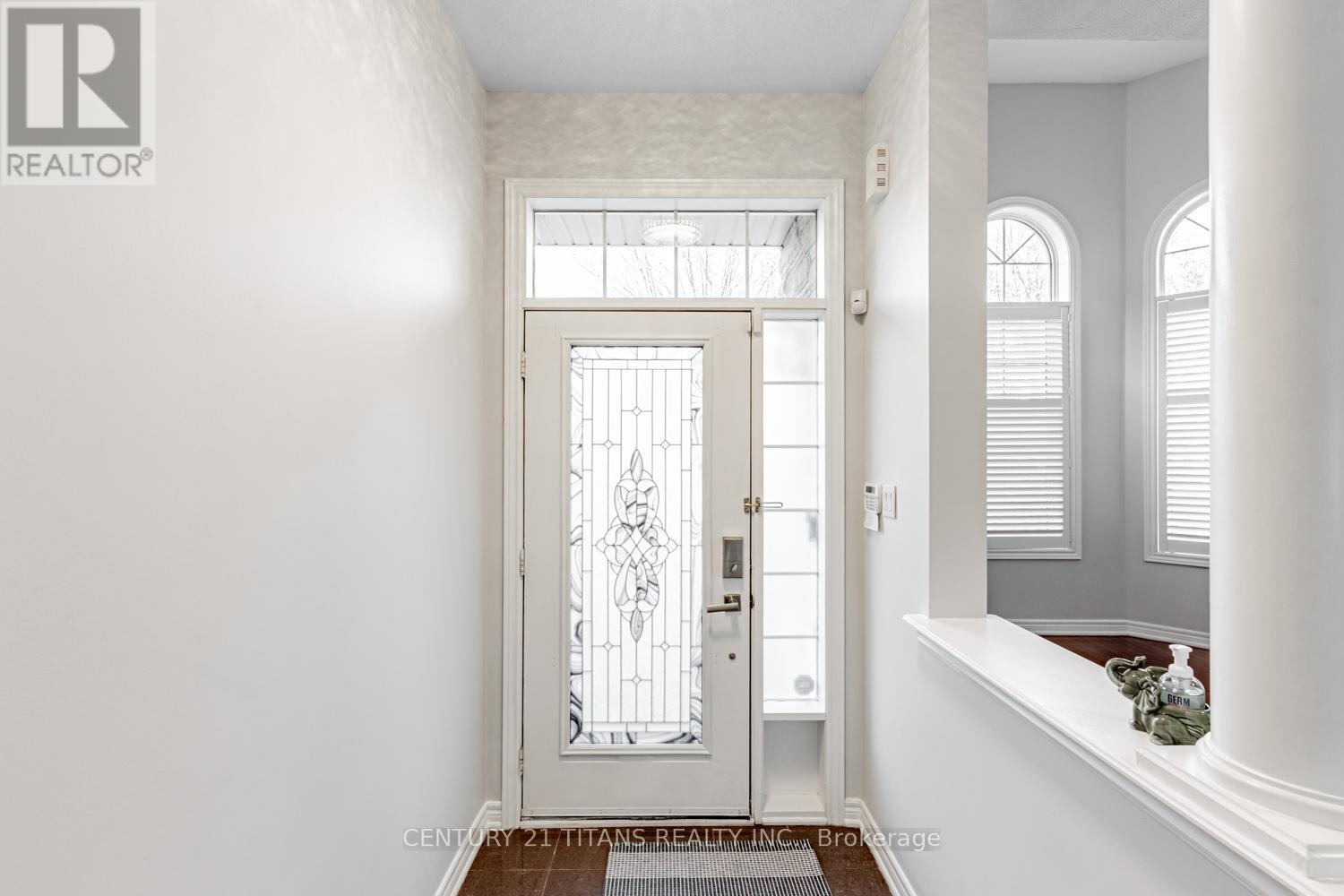 3 Condarcuri Crescent, Markham, Ontario  L6B 0G8 - Photo 6 - N12569510