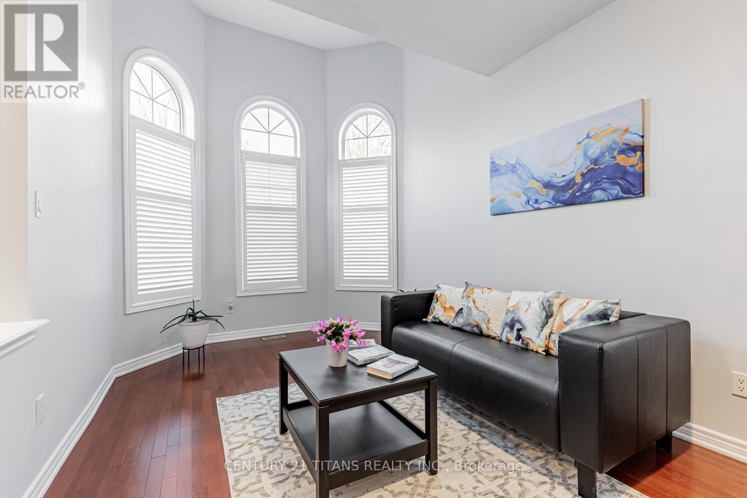 3 Condarcuri Crescent, Markham, Ontario  L6B 0G8 - Photo 8 - N12569510