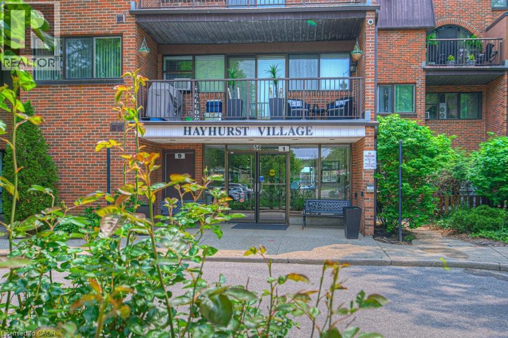 36 Hayhurst Road Unit# 367, Brantford, Ontario  N3R 6Y9 - Photo 2 - 40733598