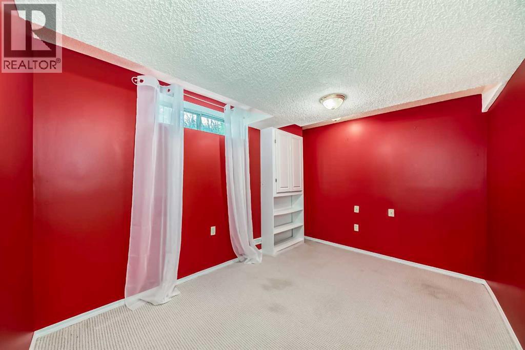 110 Applebrook Circle Se, Calgary, Alberta  T2A 7T3 - Photo 30 - A2245098