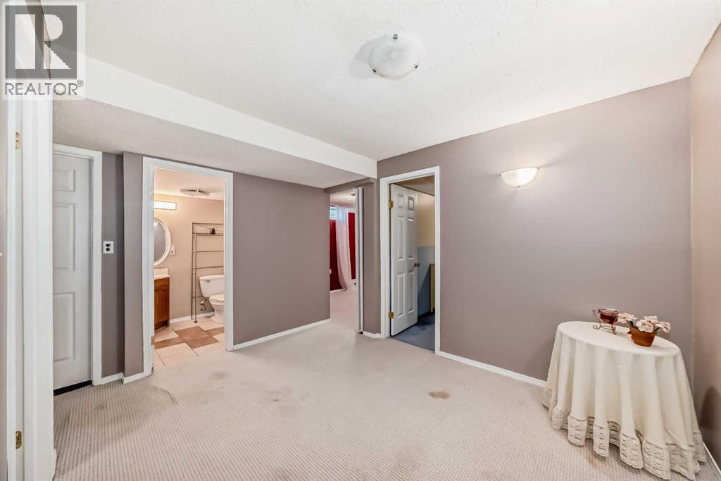 110 Applebrook Circle Se, Calgary, Alberta  T2A 7T3 - Photo 26 - A2245098