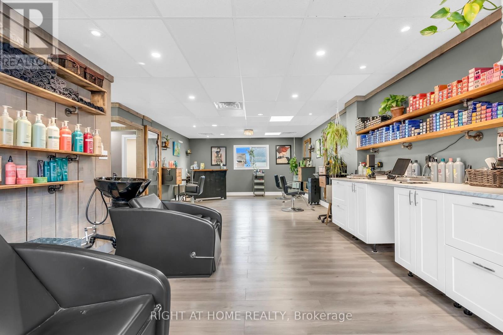 32 Matchedash Street N, Orillia, Ontario  L3V 4T5 - Photo 7 - S12569482