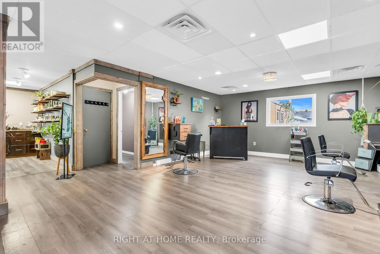 32 Matchedash Street N, Orillia, Ontario  L3V 4T5 - Photo 9 - S12569482