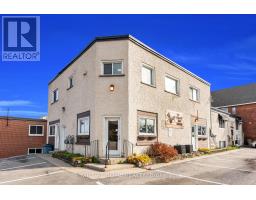 32 MATCHEDASH STREET N, Orillia, Ontario