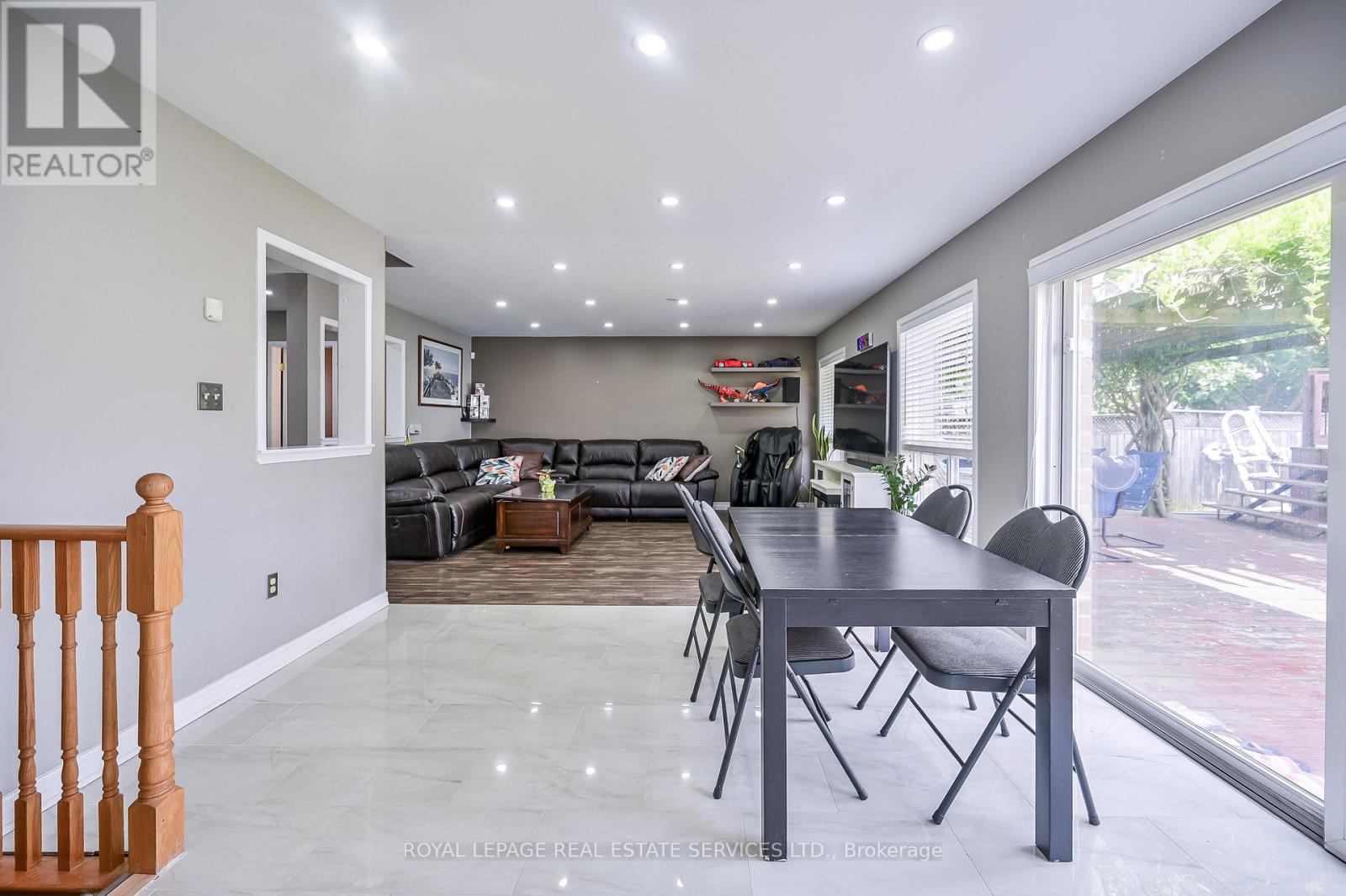 118 Blackburn Drive, Brantford, Ontario  N3T 6S2 - Photo 11 - X12569486