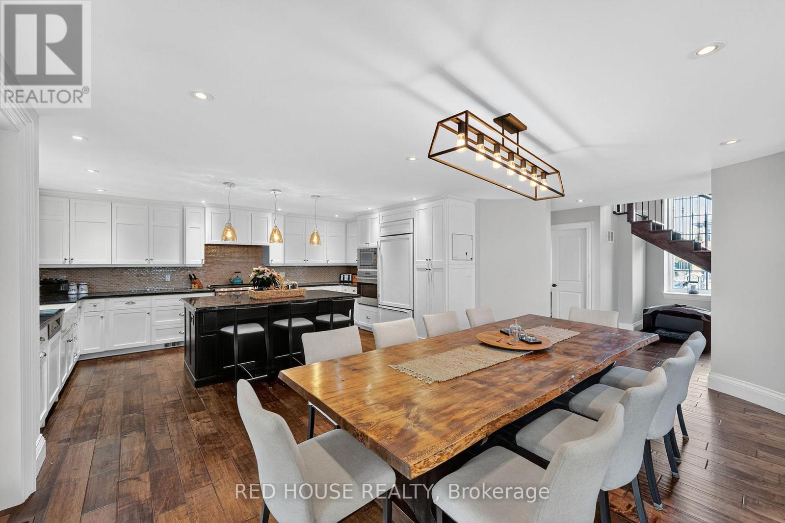 162 Delphi Lane N, Blue Mountains, Ontario  N0H 1J0 - Photo 10 - X12569492