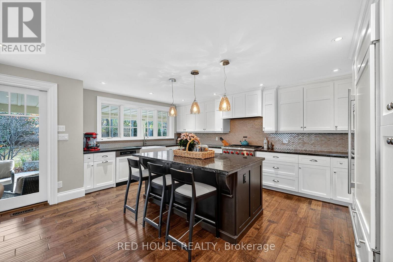 162 Delphi Lane N, Blue Mountains, Ontario  N0H 1J0 - Photo 11 - X12569492