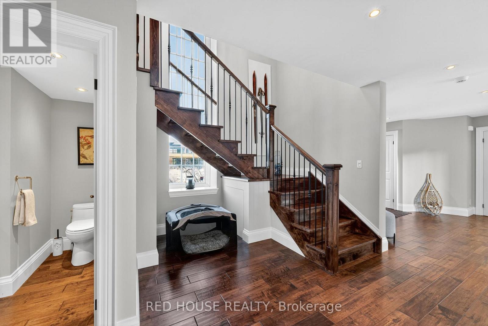 162 Delphi Lane N, Blue Mountains, Ontario  N0H 1J0 - Photo 15 - X12569492