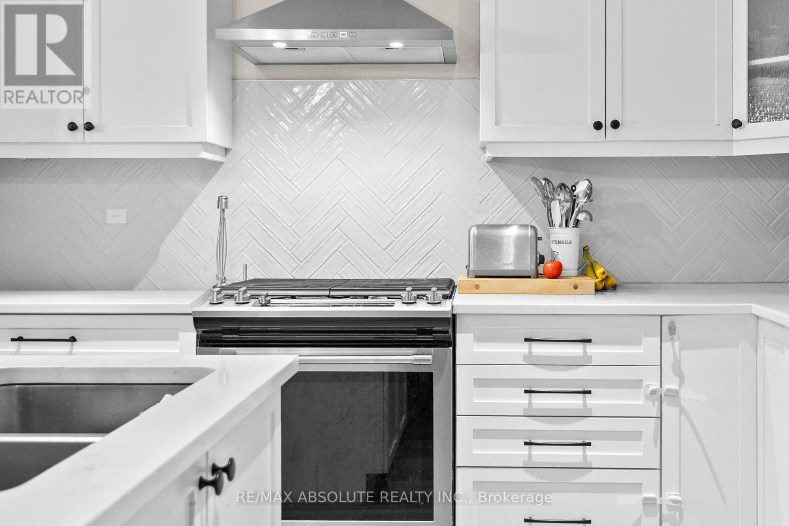 106 Mcphail Road, Carleton Place, Ontario  K7C 0P7 - Photo 15 - X12569556