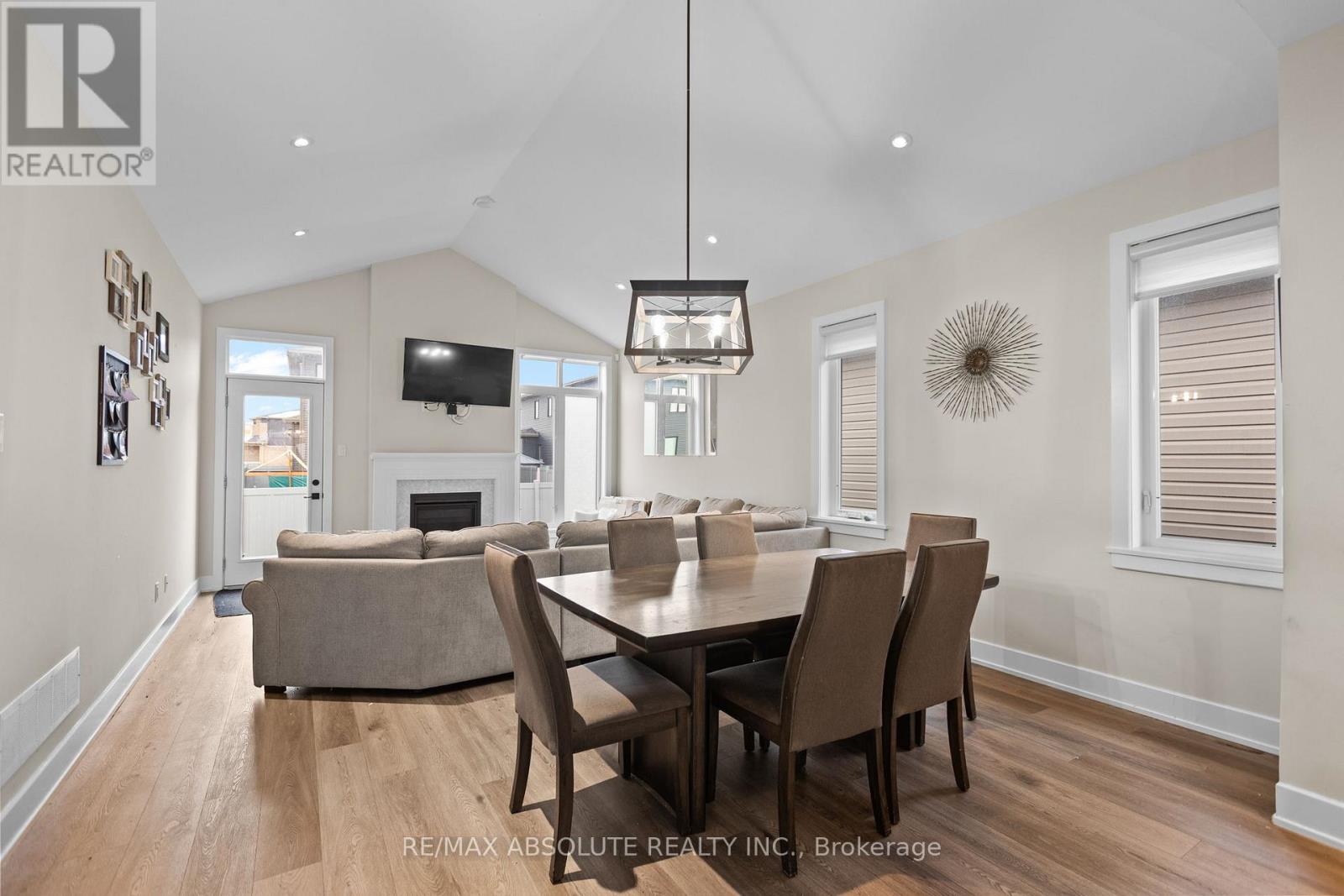 106 Mcphail Road, Carleton Place, Ontario  K7C 0P7 - Photo 7 - X12569556