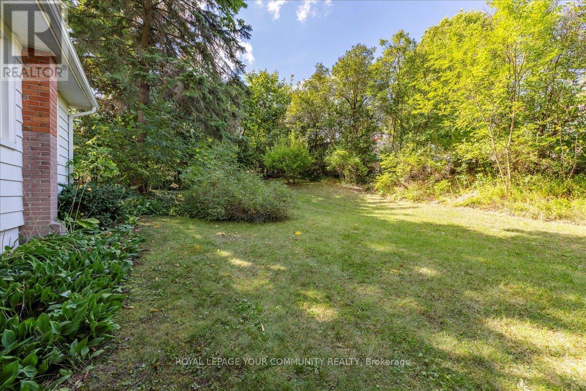 258 Lakeview Boulevard, Georgina, Ontario  L4P 2Y3 - Photo 21 - N12383265