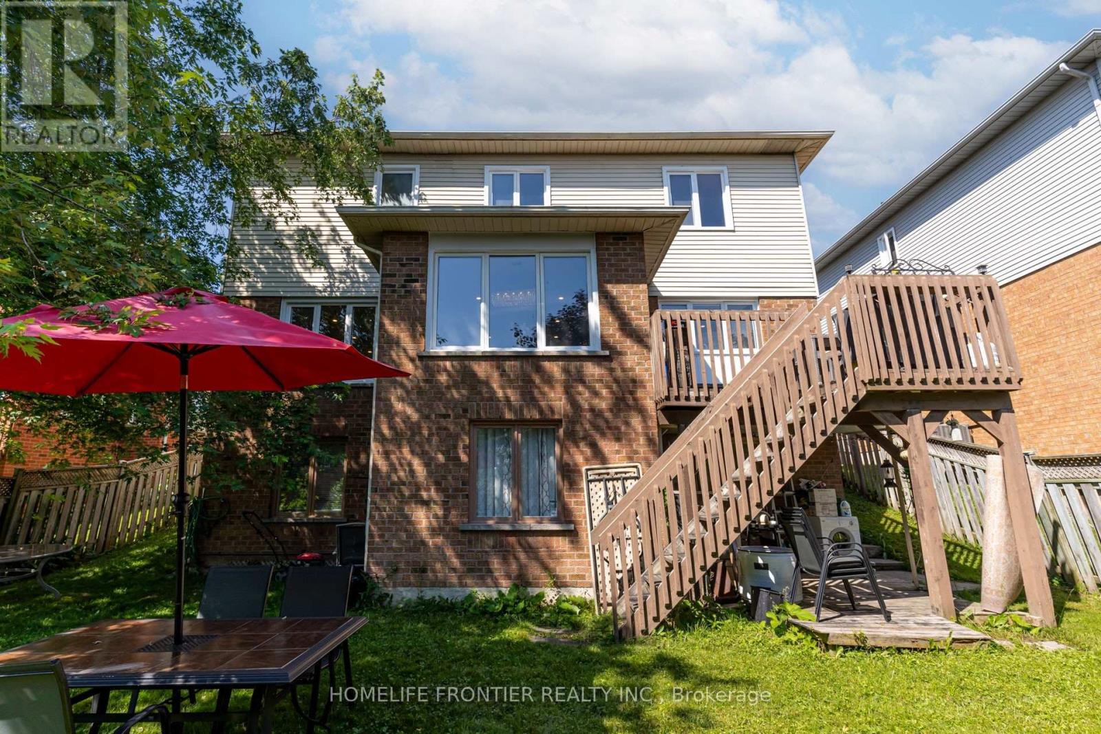 BASEMENT - 615 SANDFORD STREET, Newmarket, Ontario