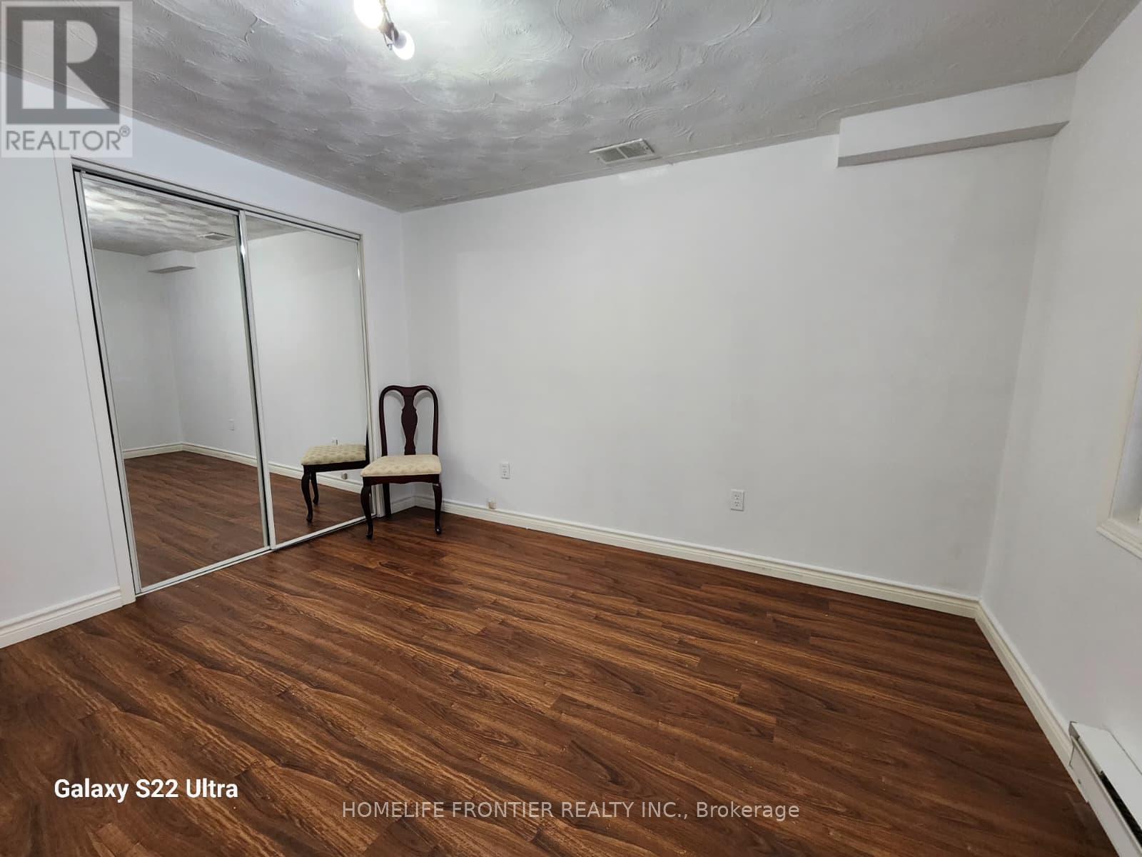 Basement - 615 Sandford Street, Newmarket, Ontario  L3X 1T4 - Photo 12 - N12569516