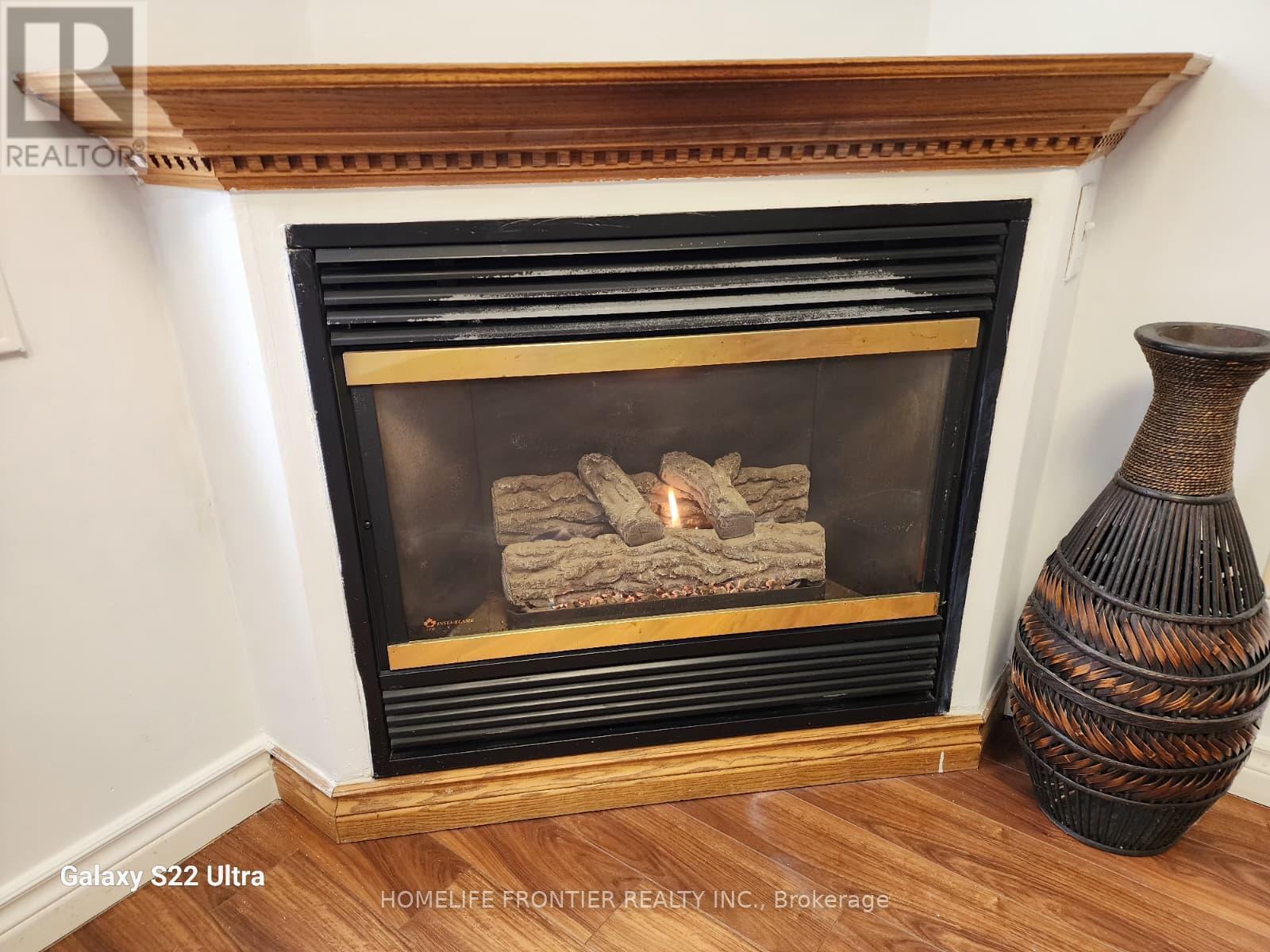 Basement - 615 Sandford Street, Newmarket, Ontario  L3X 1T4 - Photo 6 - N12569516