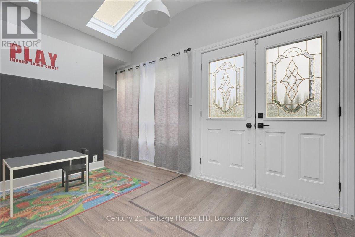 4 Cross Street, St. Catharines, Ontario L2R 2W5 - Photo 12 - X12569548