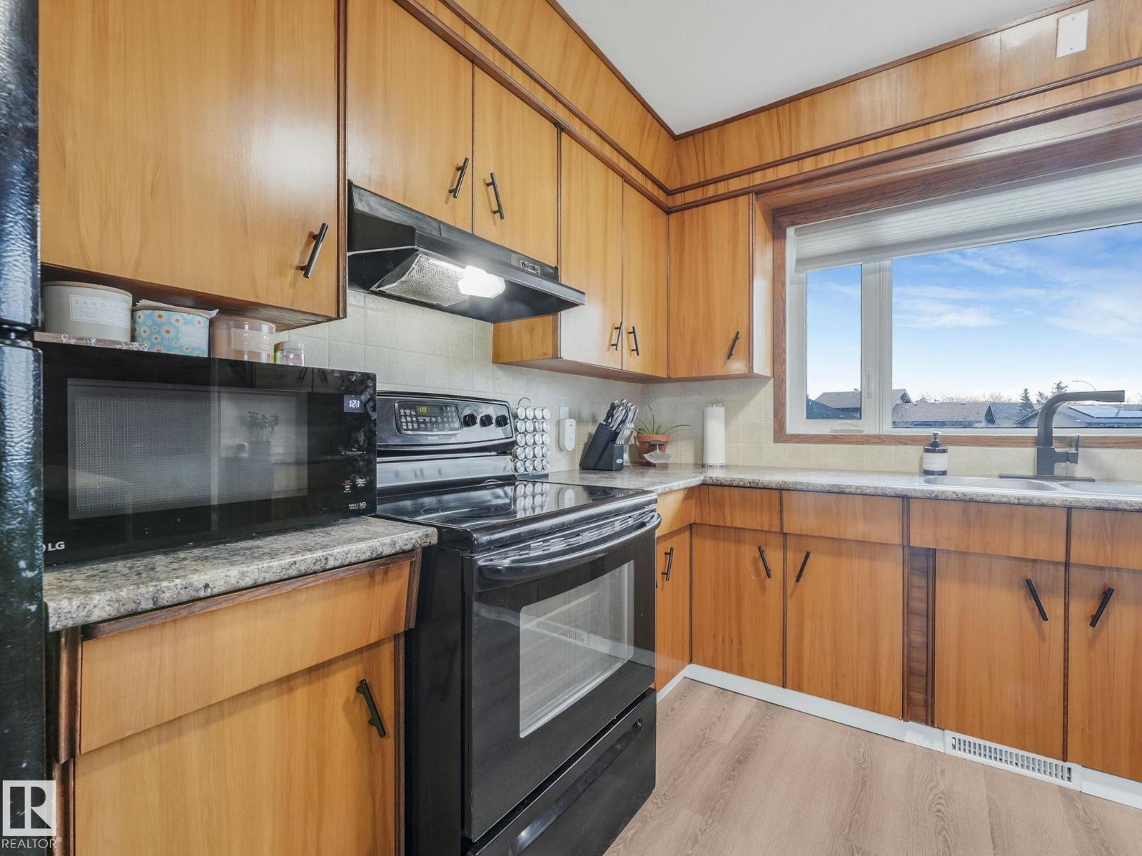 13903 95 St Nw, Edmonton, Alberta  T5E 3Y6 - Photo 17 - E4466539