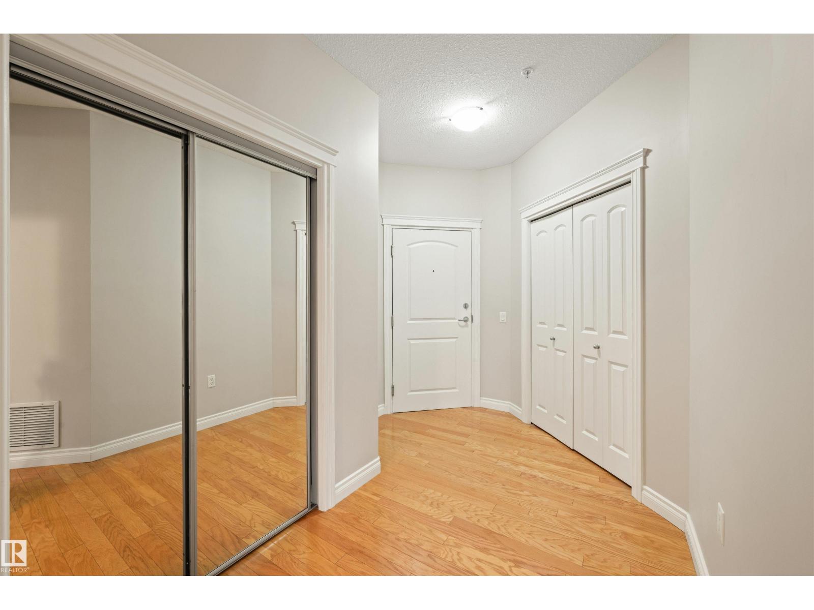 #218 12408 15 Av Sw, Edmonton, Alberta  T6W 1X2 - Photo 3 - E4466540