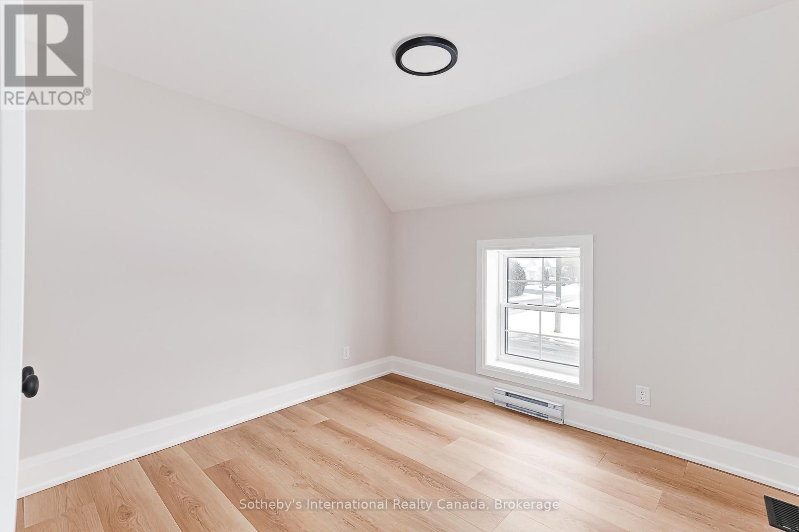 363 Sixth Street, Collingwood, Ontario  L9Y 1Z6 - Photo 26 - S12569402