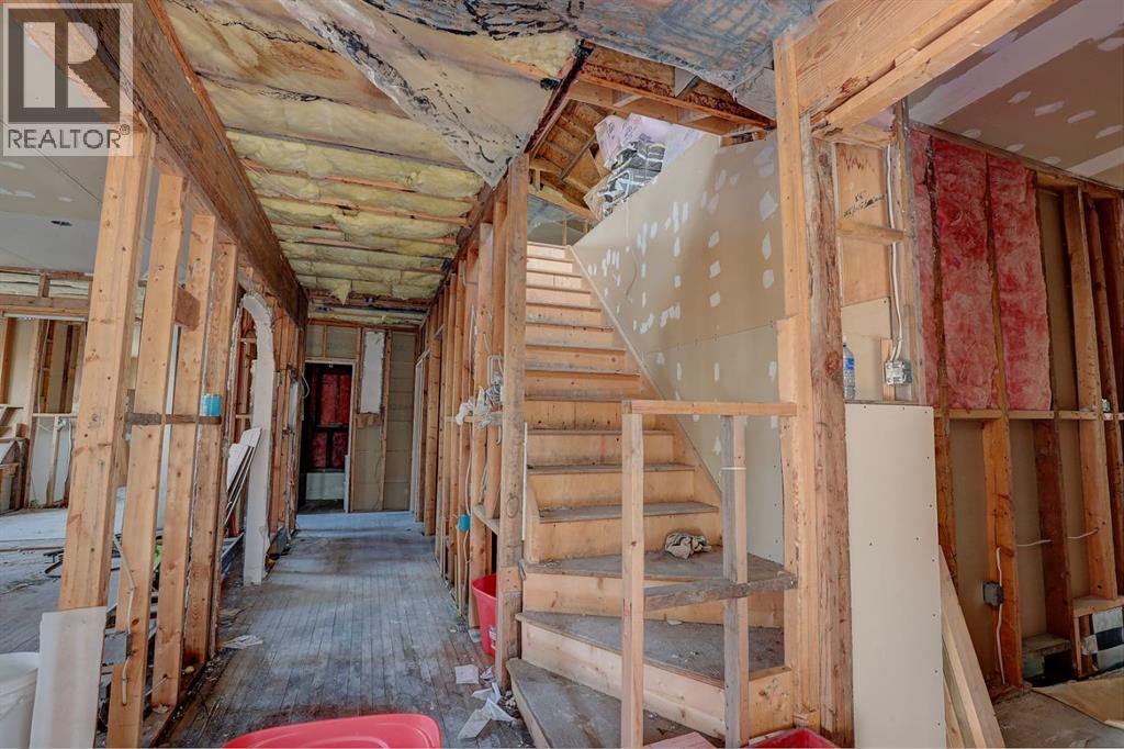 3610 Parkhill Street Sw, Calgary, Alberta  T2S 2Z6 - Photo 4 - A2262612