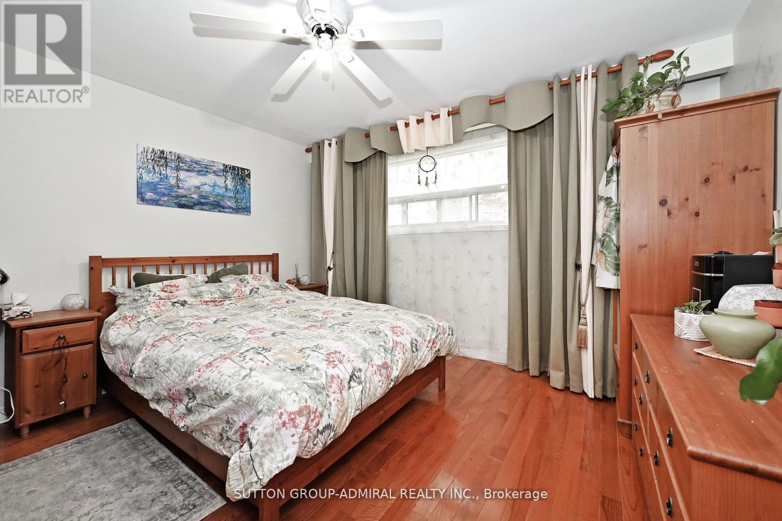 47 Tobermory Drive, Toronto, Ontario  M3N 2R4 - Photo 14 - W12569552