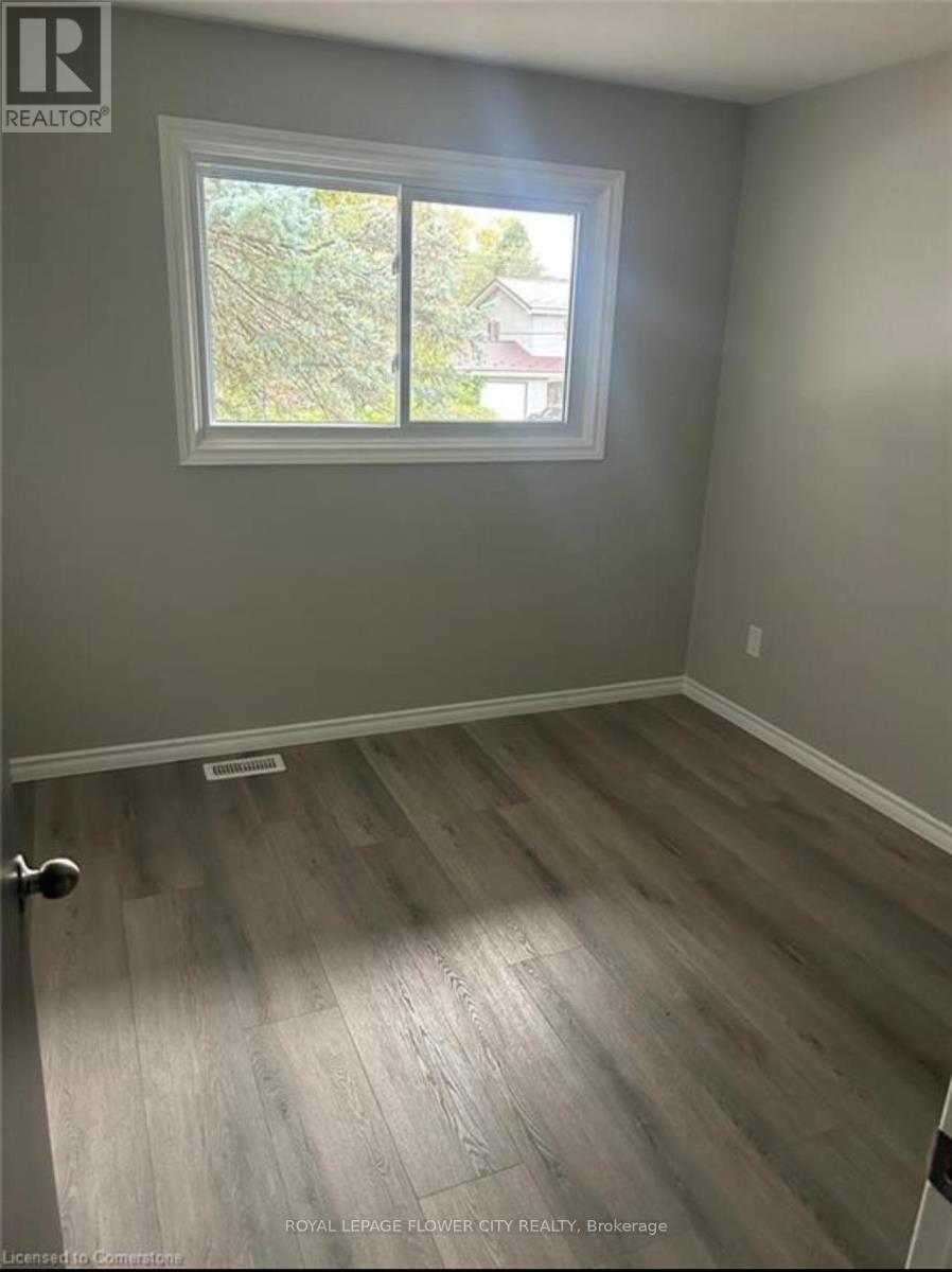 196 Gladstone Avenue, London South, Ontario  N5Z 3R9 - Photo 8 - X12569558