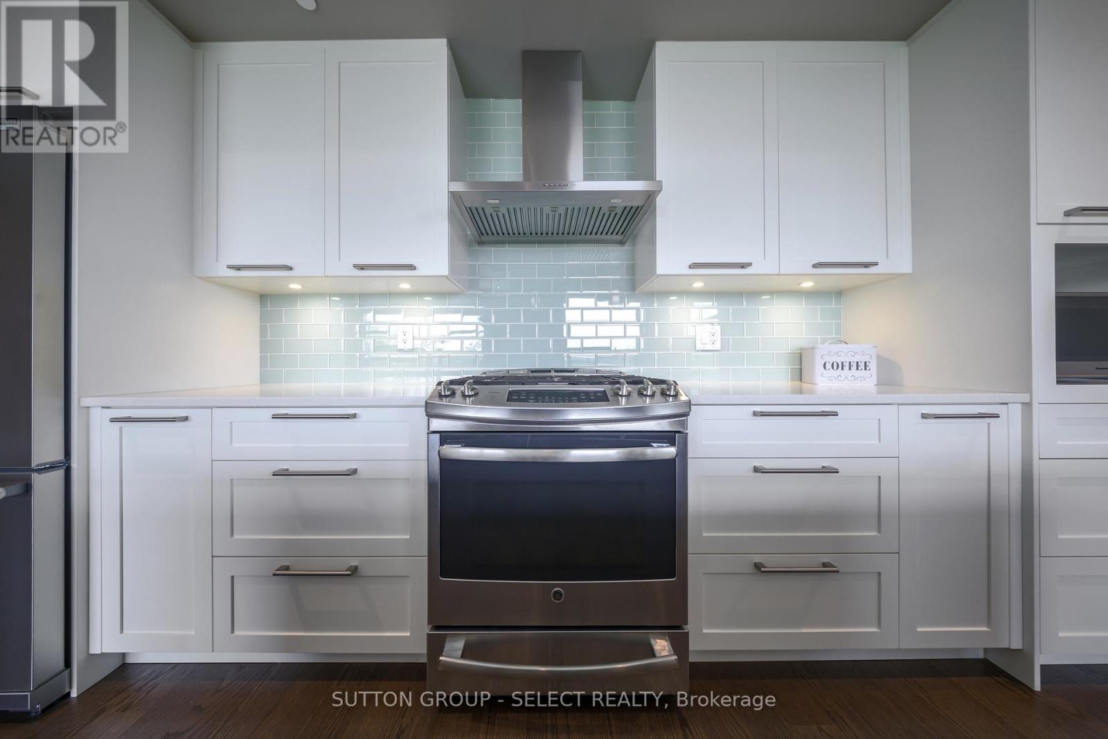 209 - 1705 Fiddlehead Place, London North, Ontario  N6G 5M6 - Photo 8 - X12569594