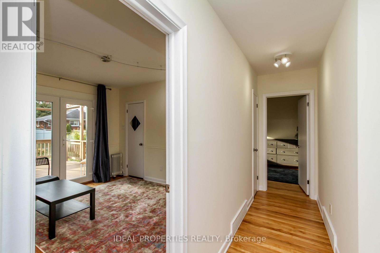 A - 2034 Saunderson Drive, Ottawa, Ontario  K1G 2E6 - Photo 18 - X12569610