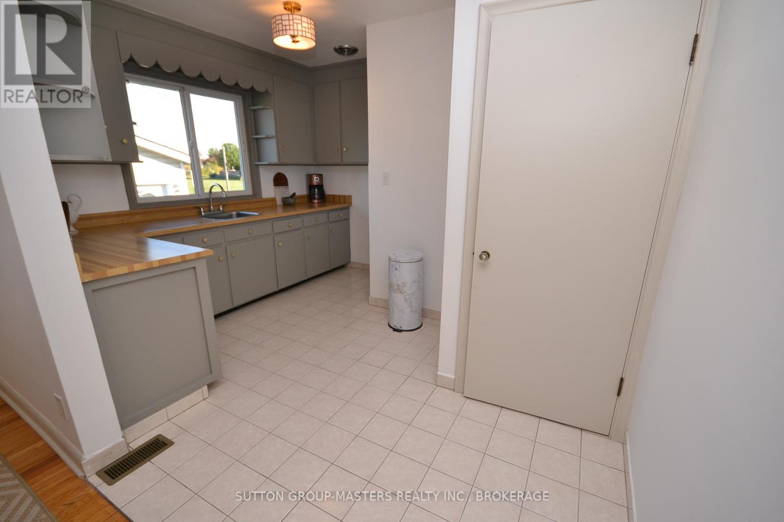 29 Brant Avenue, Kingston, Ontario  K7K 4V2 - Photo 22 - X12516132