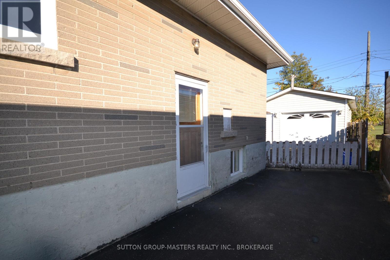 29 Brant Avenue, Kingston, Ontario  K7K 4V2 - Photo 40 - X12516132