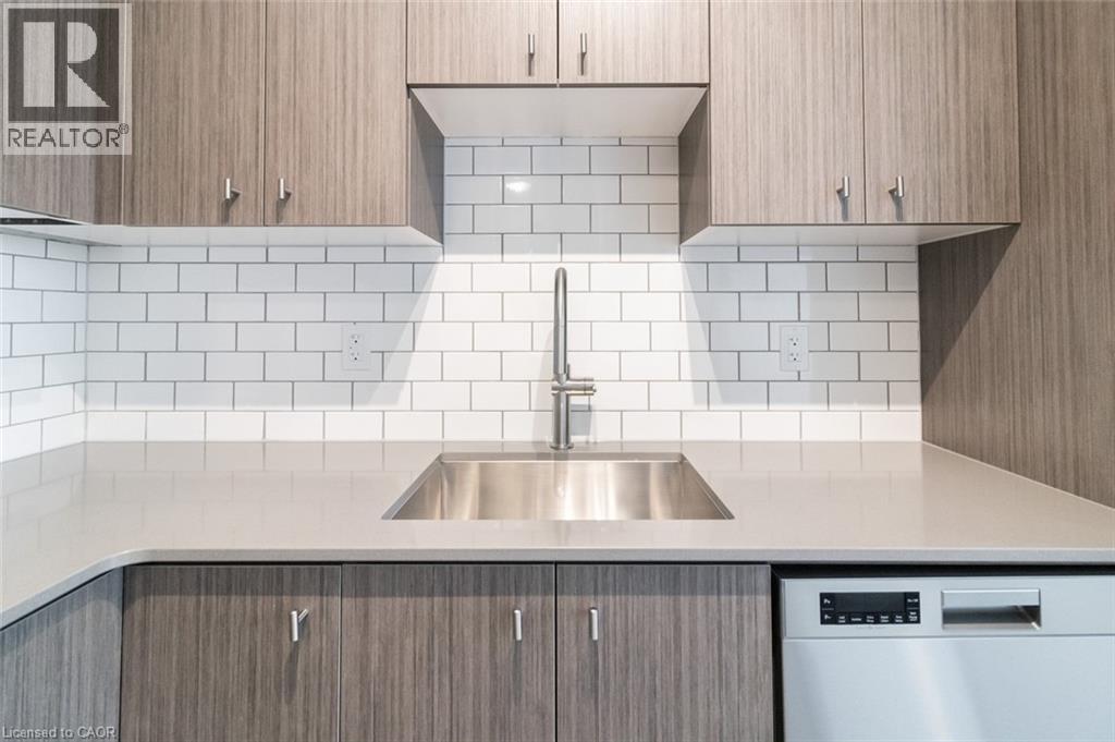 15 Wellington Street S Unit# 601, Kitchener, Ontario  N2G 0E4 - Photo 14 - 40789700