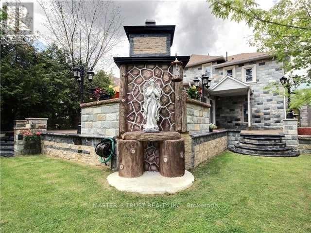 173 Lawrence Avenue E, Toronto, Ontario  M4N 1S9 - Photo 14 - C12569606