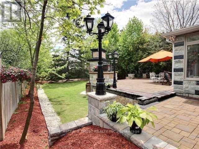 173 Lawrence Avenue E, Toronto, Ontario  M4N 1S9 - Photo 15 - C12569606