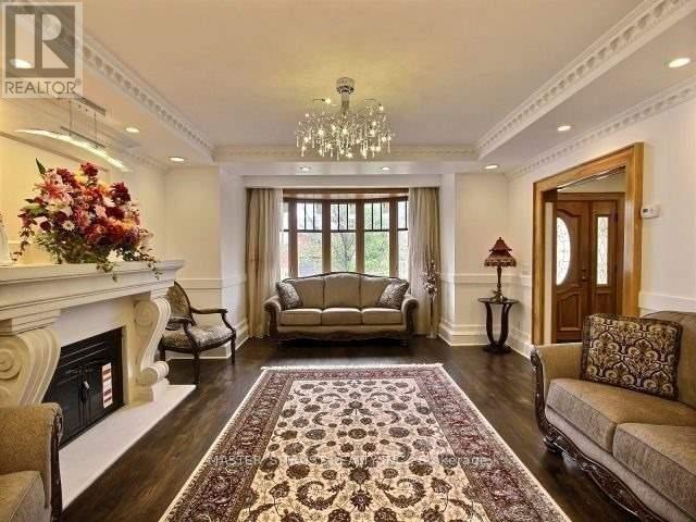 173 Lawrence Avenue E, Toronto, Ontario  M4N 1S9 - Photo 3 - C12569606