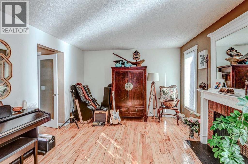 80 Woodglen Road Sw, Calgary, Alberta  t2w 4n1 - Photo 20 - A2271803