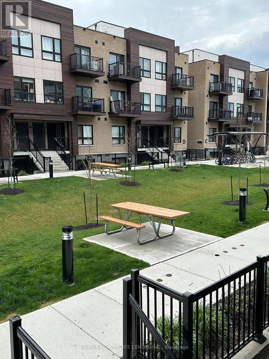 G2 - 20 Palace Street, Kitchener, Ontario  N2E 0J3 - Photo 27 - X12445940