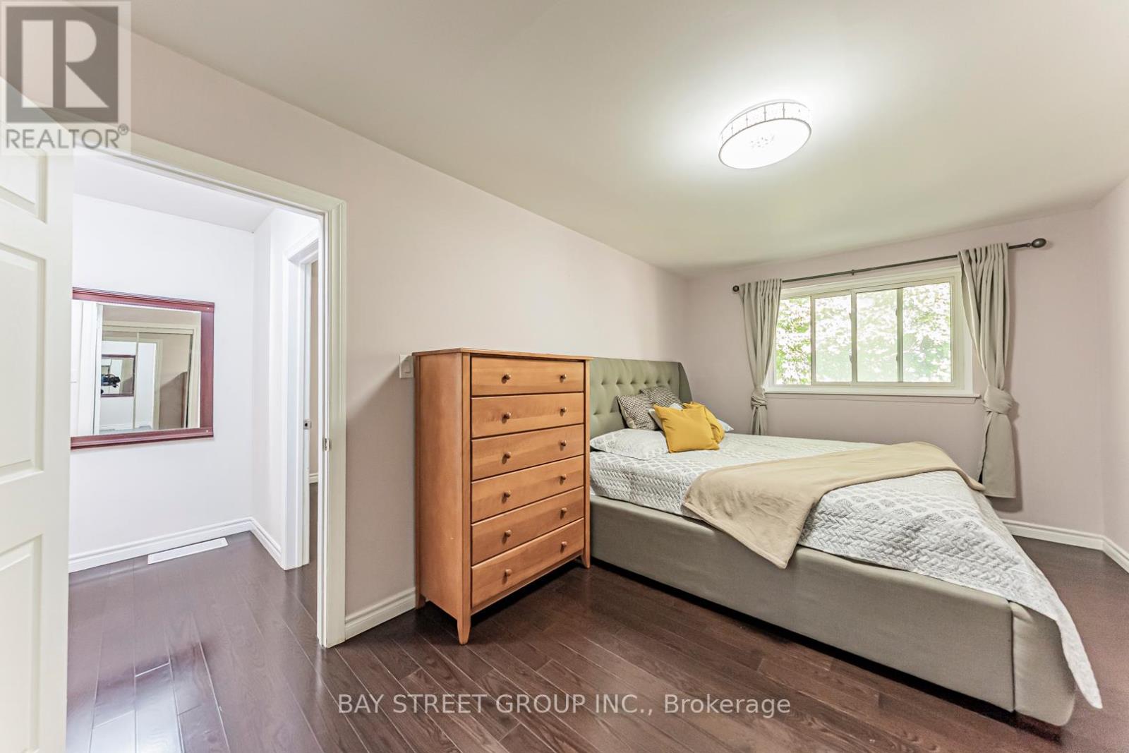 Main Floor #2 - 43 Sherwood Forest Drive, Markham, Ontario  L3P 1P5 - Photo 16 - N12569562