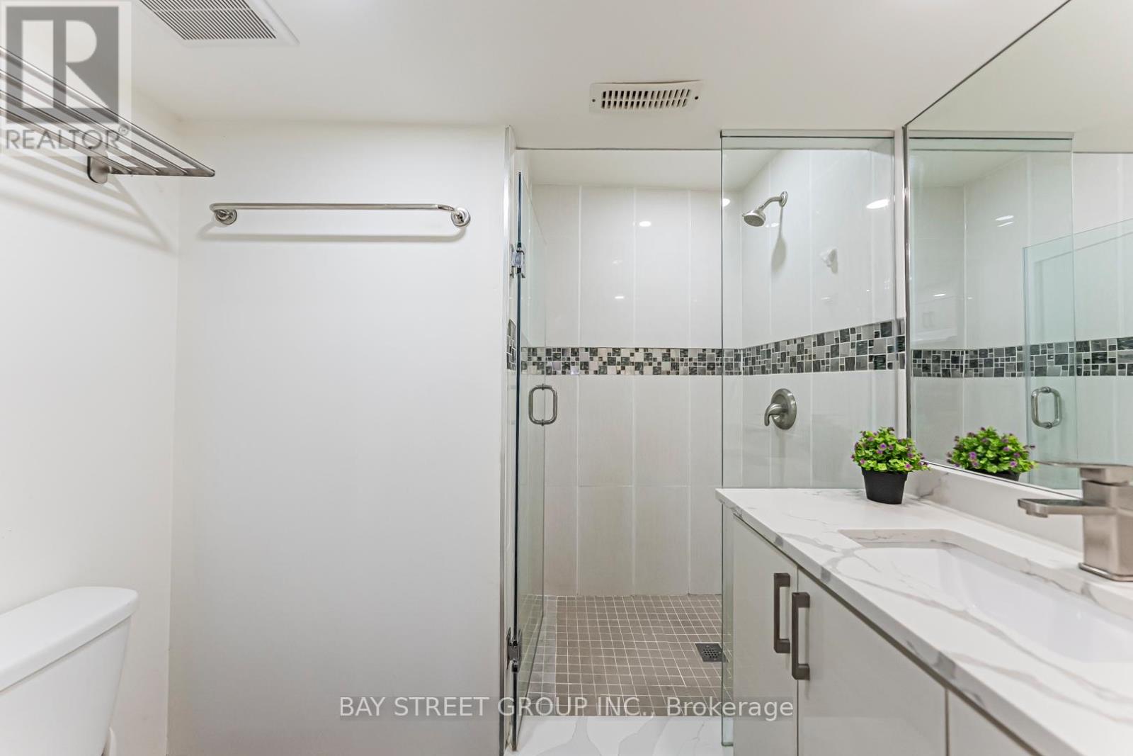 Basement - 43 Sherwood Forest Drive, Markham, Ontario  L3P 1P5 - Photo 19 - N12569592