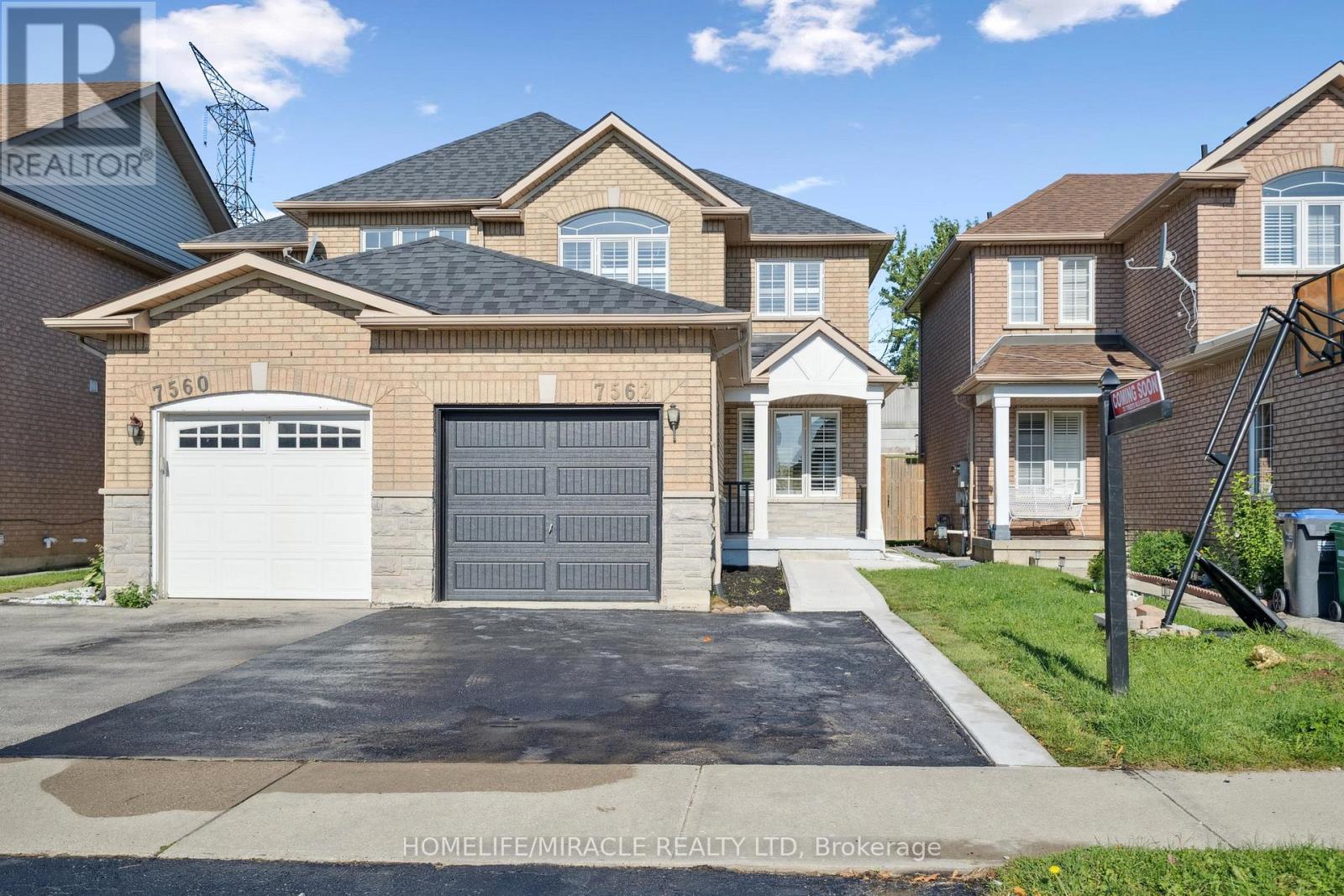 56 ELGIN DRIVE, Brampton, Ontario