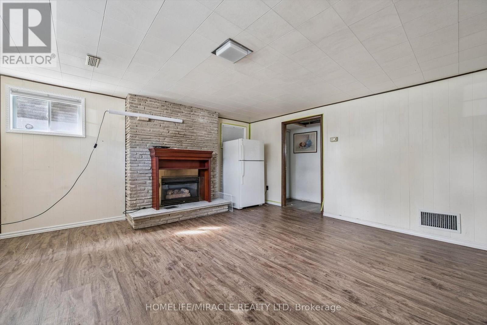 56 Elgin Drive, Brampton, Ontario  L6Y 1A8 - Photo 26 - W12569566