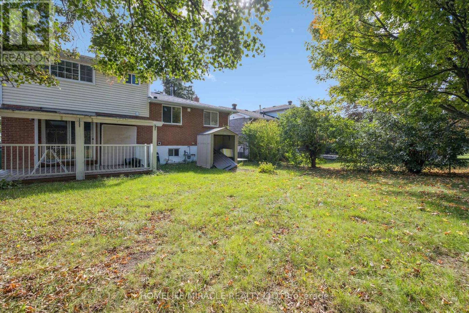 56 Elgin Drive, Brampton, Ontario  L6Y 1A8 - Photo 33 - W12569566