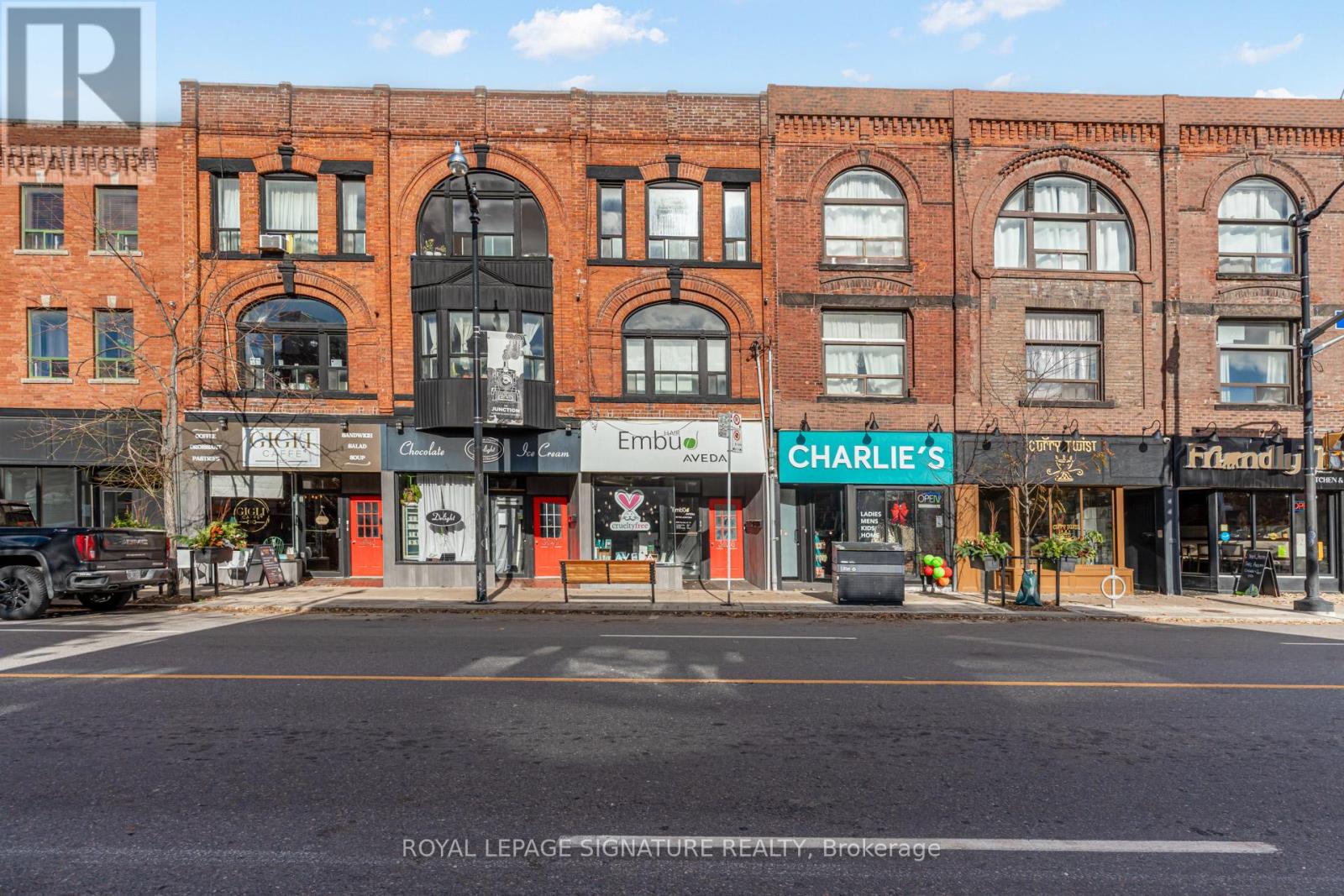 3 - 3038 Dundas Street W, Toronto, Ontario  M6P 1Z5 - Photo 13 - W12569574